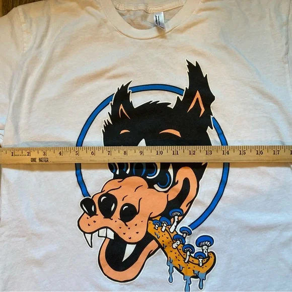 Jerry’s Wolf Tripping on Shrooms Large American Apparel T-shirt size Large - Picture 5 of 8
